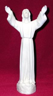 Risen Christ Statue